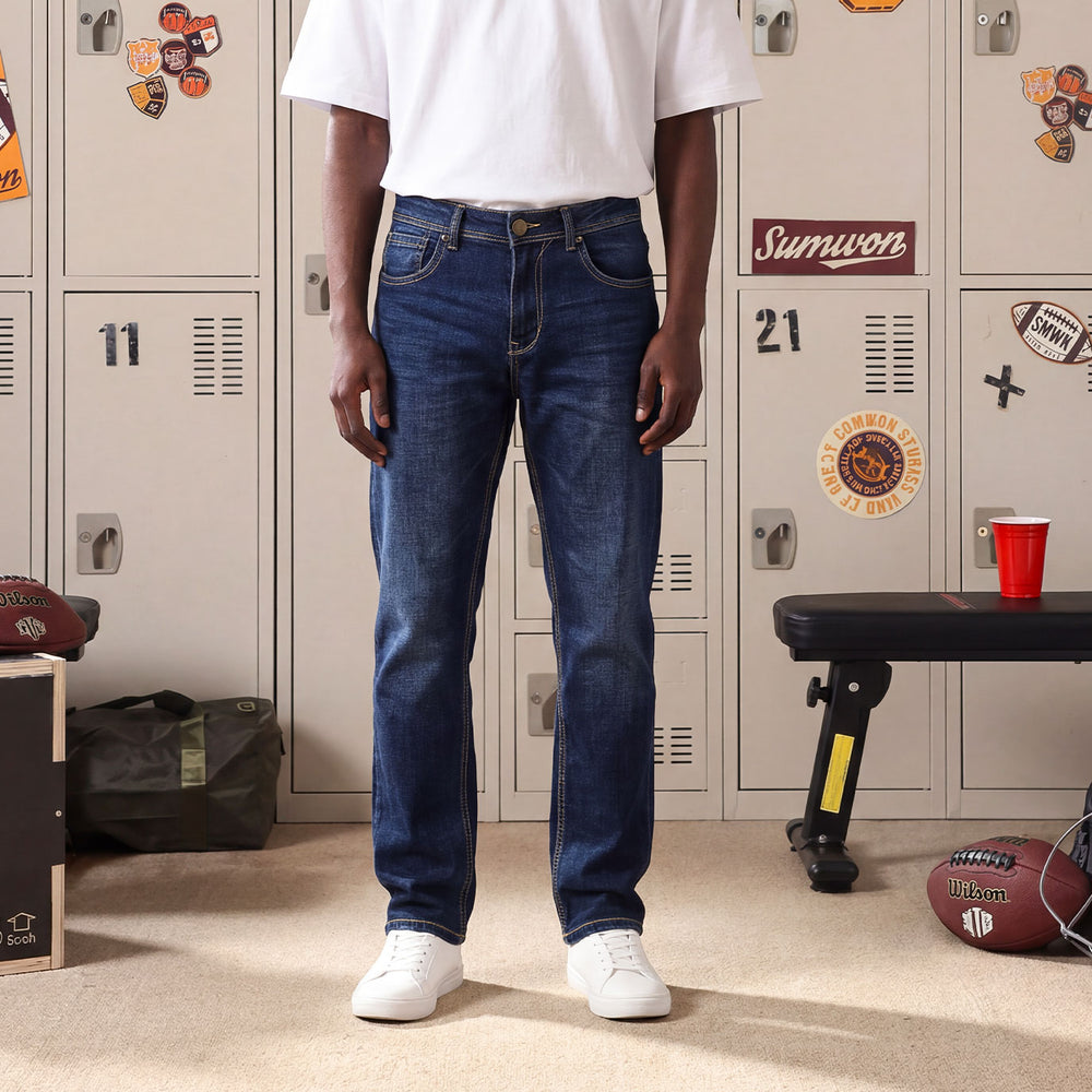 Skinny dark blue jeans